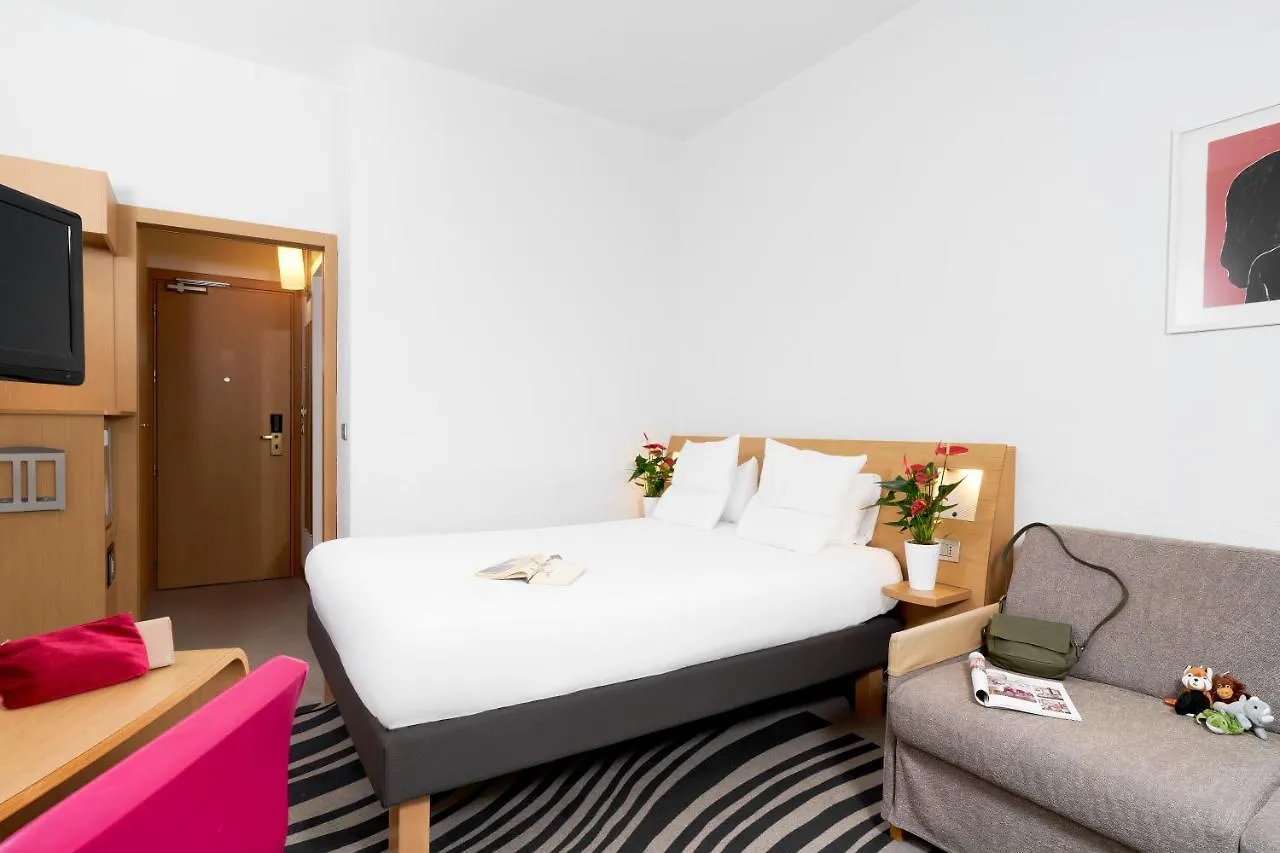 **** Отель Novotel Milano Nord Ca' Granda Италия